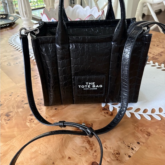 NWOT Marc Jacobs Croc-Embossed Black Tote - Picture 1 of 4